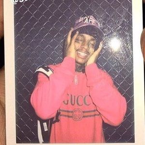 Meet your Posher, Lorenzo